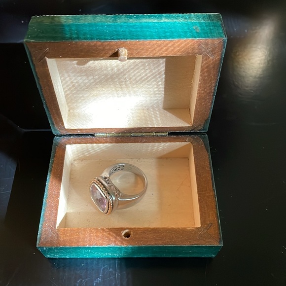 Hand Crafted Wooden Dark Green Carved Decorative Mini Jewelry Box - Picture 4 of 4